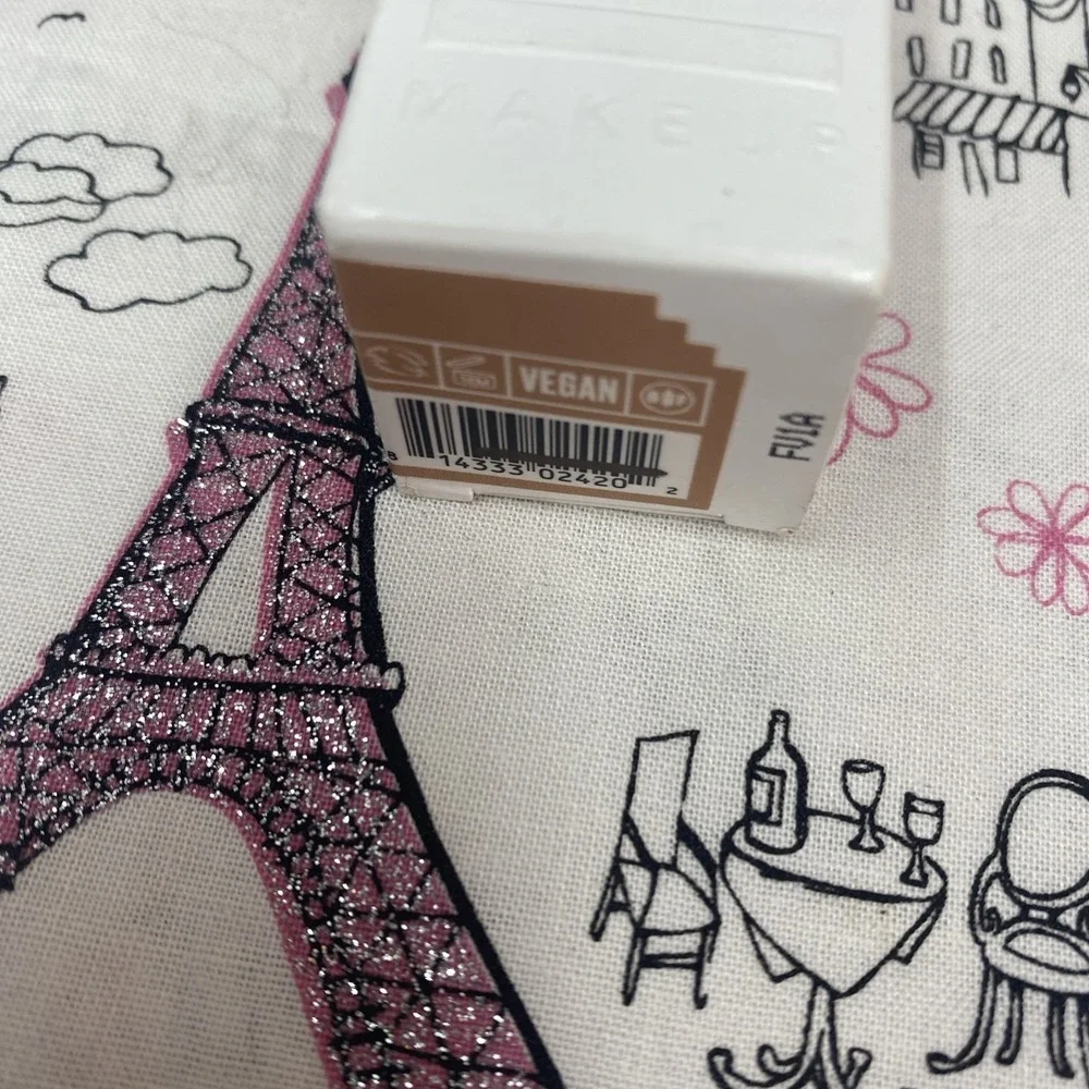 Milk Makeup Flex Foundation Stick Medium‎ 0.35 oz